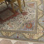 611 4209 ORIENTAL RUG